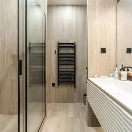 Parisian Luxury Near Trocadero Apartment Paris